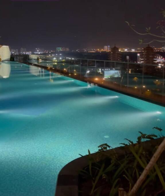 Lavish River View, Lumiere Thao Dien Apartment *